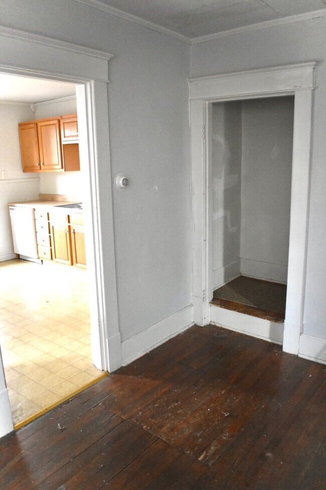 Building Photo - 175 N Lancaster St