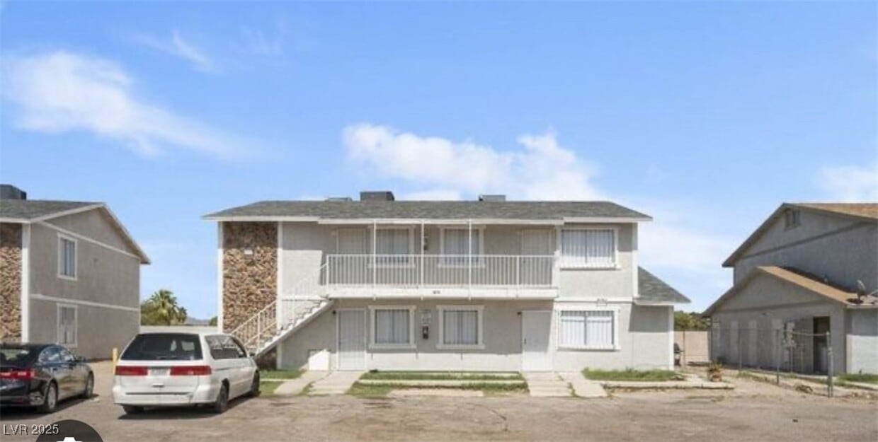 Primary Photo - 1664 Stevens St