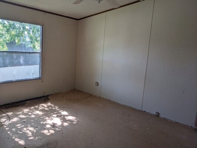 Building Photo - 110 Delta Dawn Dr