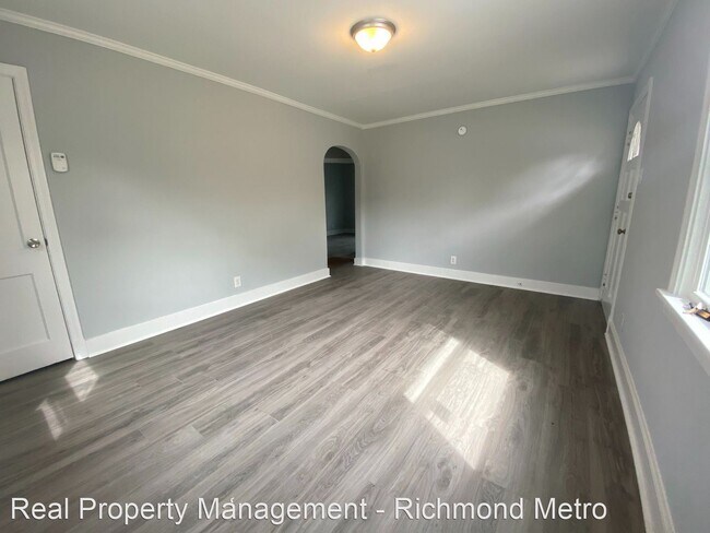 Building Photo - 2 br, 1 bath House - 3220 Rosewood Avenue