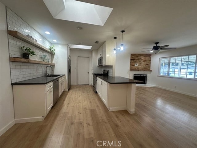 Building Photo - 8772 Sumner Pl