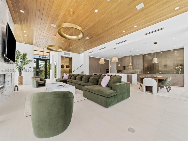 Foto del edificio - 2657 NE 34th St