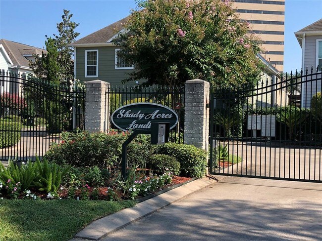 Foto del edificio - 2622 Shady Acres Landing