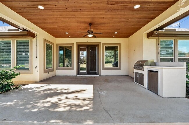 Building Photo - 112 Sweetleaf Cv