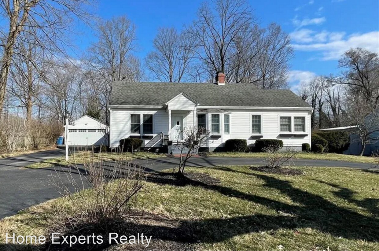 Primary Photo - 3 br, 2 bath House - 135 Westbrook Rd