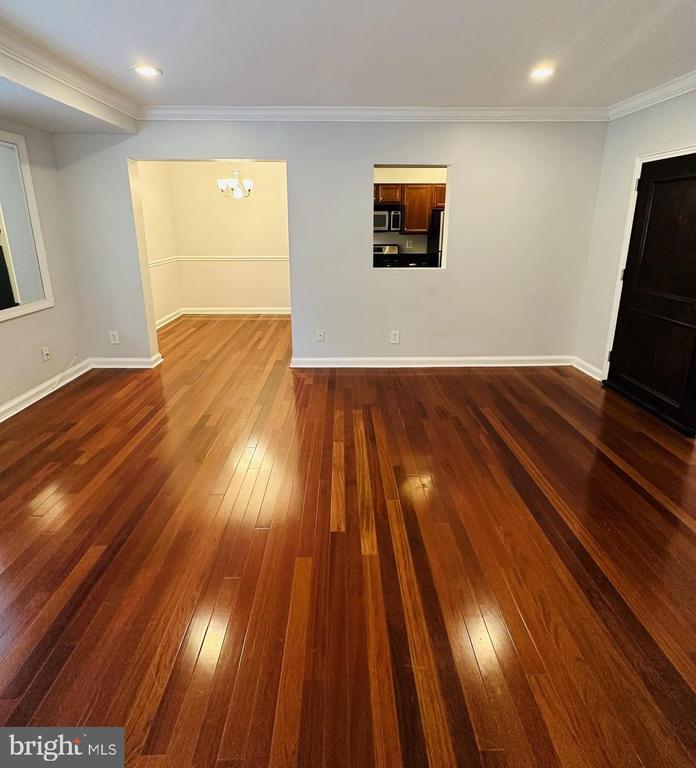 Foto principal - 922 S Washington St