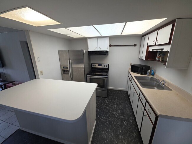 Foto del edificio - 5587 Lehigh Ave