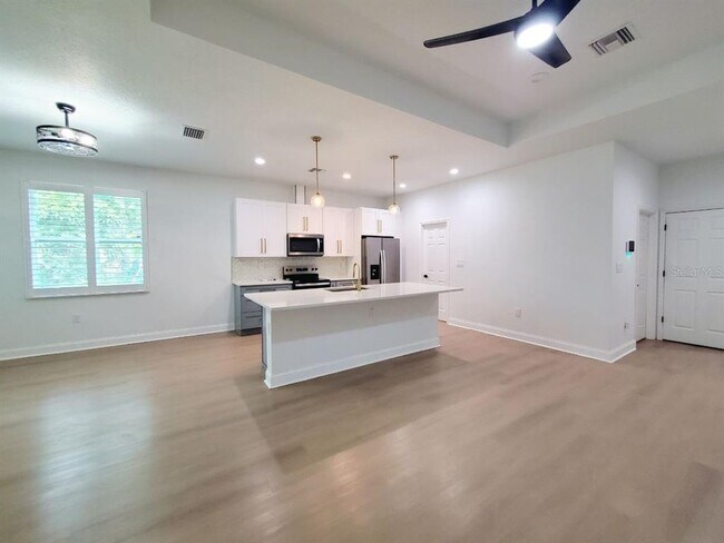Foto del edificio - 2616 E Cayuga St