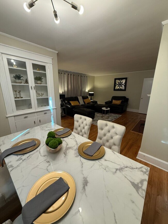 Foto del edificio - 2668 Madden Dr