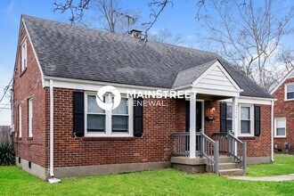 Building Photo - 2926 Yorkshire Blvd