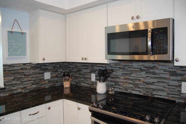 Building Photo - 1700 Commodore Blvd