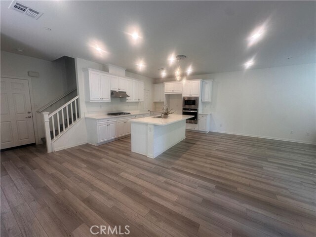 Building Photo - 7453 Jersey St