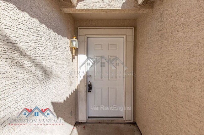 Foto del edificio - 11754 W Belmont Dr