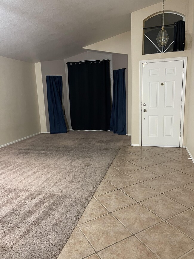 Photo - 922 W Sierra Madre Ave House