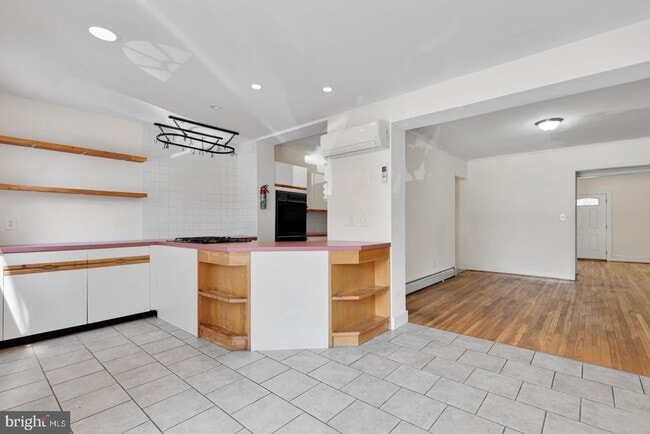 Building Photo - 1710 37th St NW