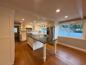 Building Photo - 600 N 260 W Cir