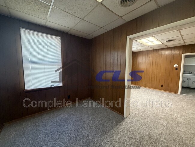 Foto del edificio - 1811 N 8th St