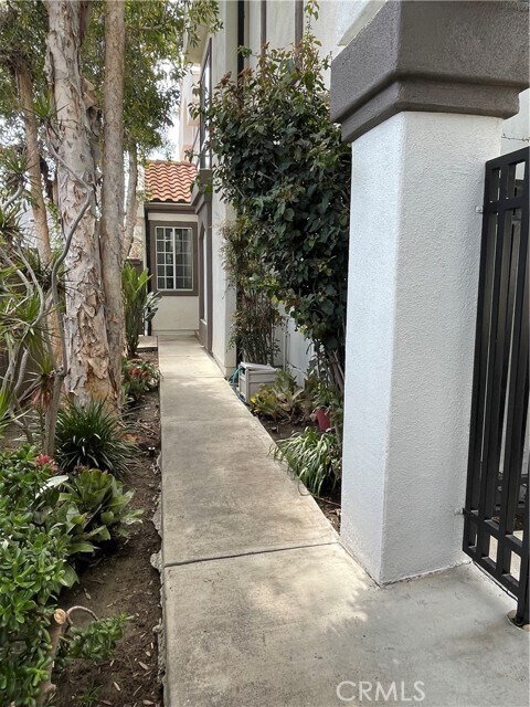 Foto del edificio - 2684 Pala Mesa Ct