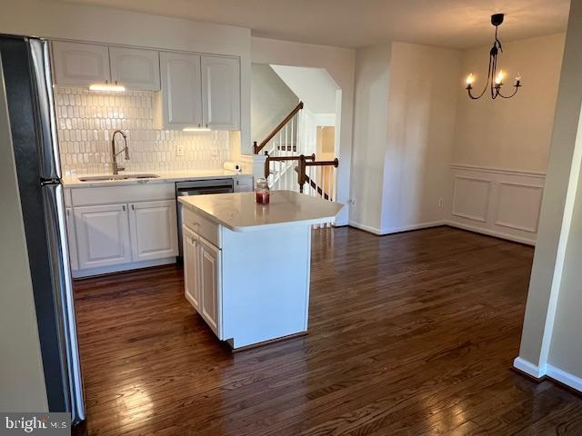 Foto del edificio - 4940 Marshlake Ln