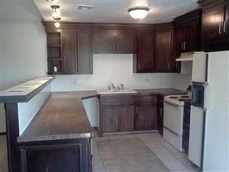 Building Photo - 3205 SE 55th St