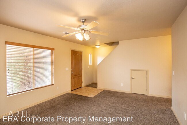 Building Photo - 3 br, 2.5 bath House - E273  18 N. 300 E. #6