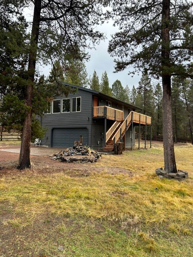 Foto del edificio - Newly Remodeled Home in Desirable Oregon W...