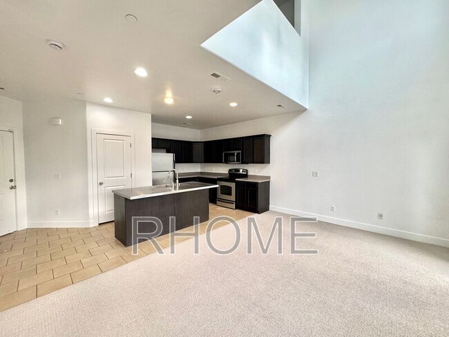 Photo - 10384 S Clarks Hill Dr Townhome