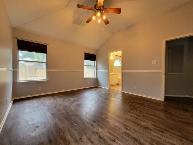 Foto del edificio - 722 Minturn Ln