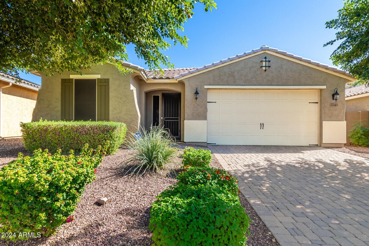 Foto principal - 27243 N Skipping Rock Rd