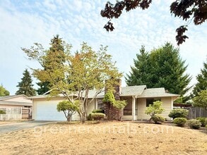 Building Photo - 1906 Hanover Dr SE