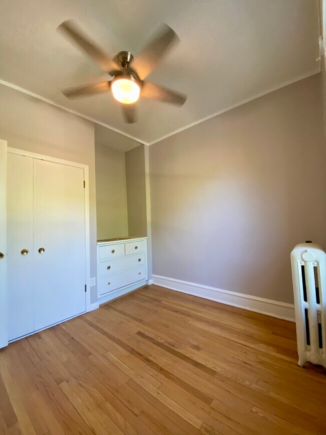 Foto del edificio - 4114 N Paulina St