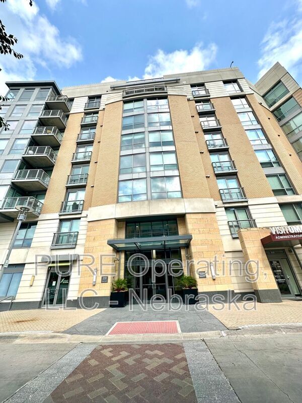 Photo - 3201 Dodge St House