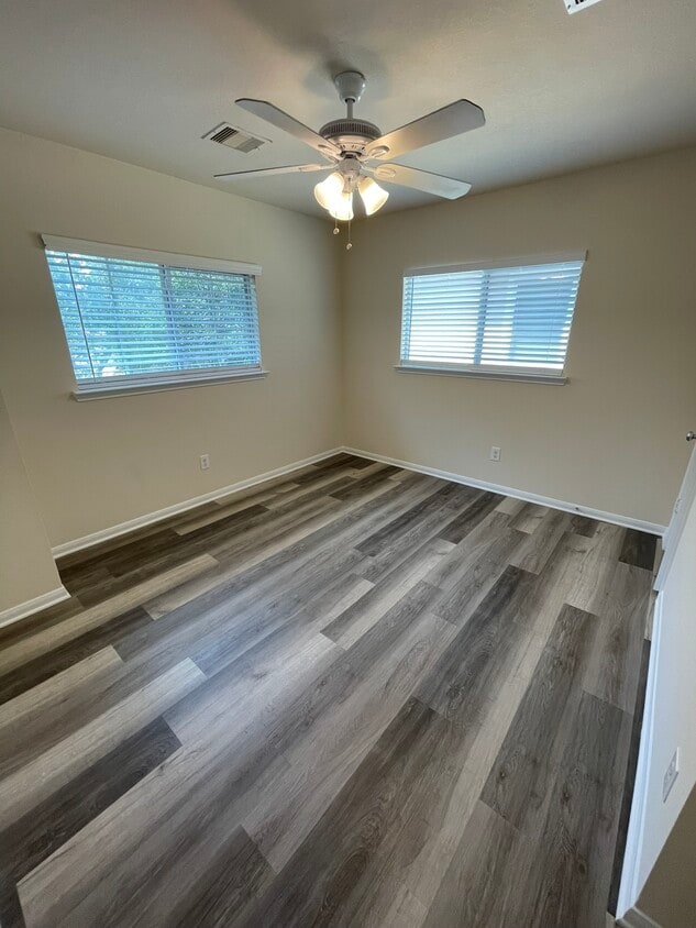 Building Photo - 1755 Nichole Woods Dr