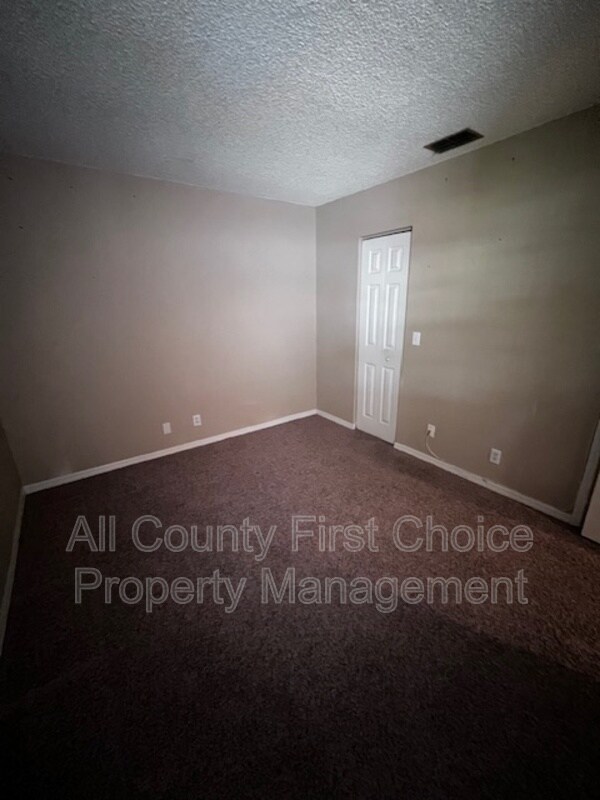 Foto del edificio - 39650 US Hwy 19 N