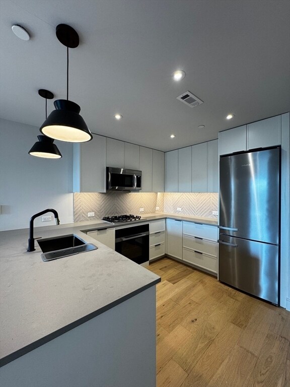 Foto del edificio - 1 Nevins Hill Way