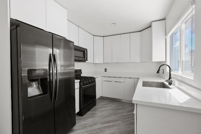 Foto del edificio - 1486 Silver Lake Blvd