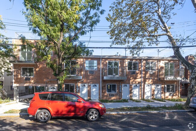 SV 10.14.21 - 48-31 65th St