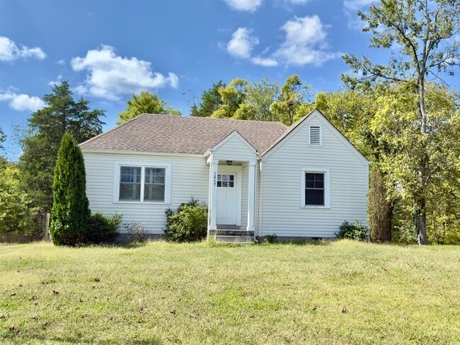 Photo - 1227 Old Hickory Blvd House