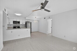 Building Photo - 7262 Golf Colony Ct