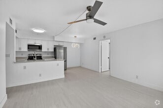 Building Photo - 7262 Golf Colony Ct