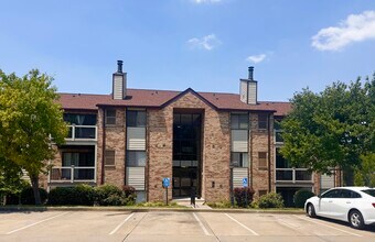 Building Photo - 38 Woodland Hills Dr