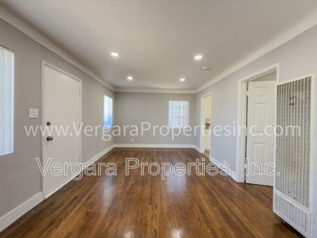 Photo - 12138 York Ave. Apartment