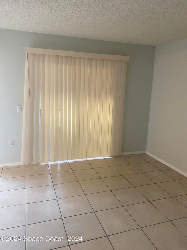 Foto del edificio - 2311 Pinewood Dr NE