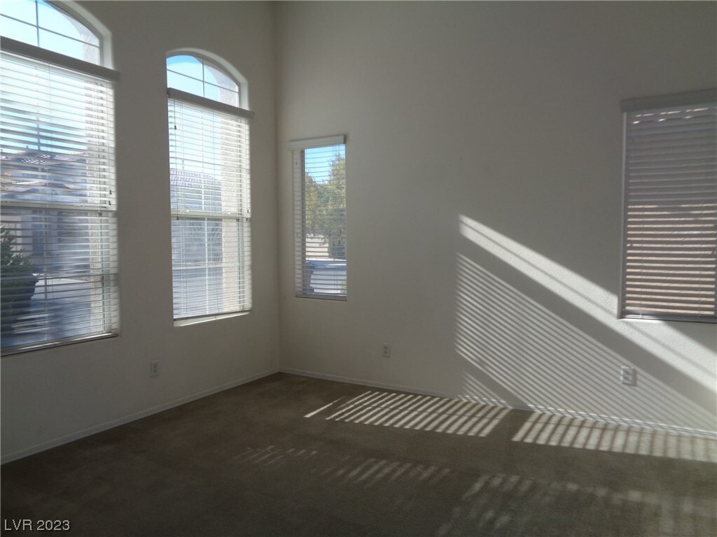 Building Photo - 4416 Santa Clarita Ave