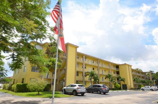 Foto del edificio - 9949 Sandalfoot Blvd