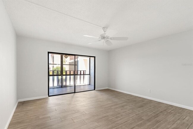 Foto del edificio - 78 Boundary Blvd