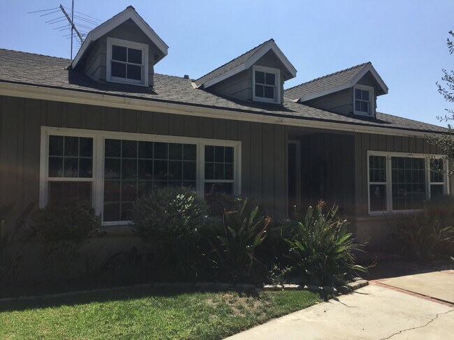 Outside view - 720 N Workman St
