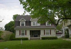 2 br, 1 bath - 707 Center St Apt 3 - 2 br, 1 bath  - 707 Center St Apt 3