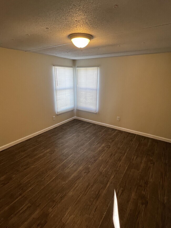 Foto del edificio - 307 Becky Ln