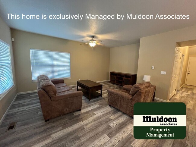 Foto del edificio - Updated home ready to move in!